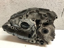 UNE PAIRE DE CARTER MOTEUR DROIT GAUCHE MOTO YAMAHA 125 SR TYPE MOTEUR 10F