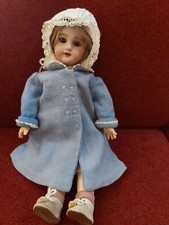 Poupée DEP taille 4 38 cms yeux dormeurs bouche ouverte 4 dents