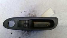 Interrupteur de leve vitre avant gauche RENAULT CLIO 2 1.5 DCI 82  D/R:114831892