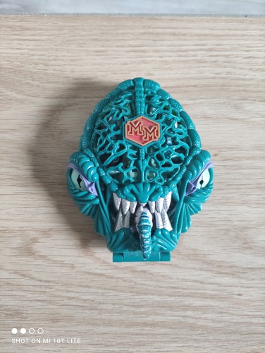 Liquidates the ice alien - liquidates,
