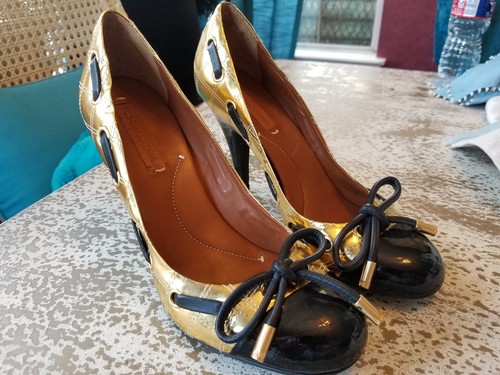Bcbgmaxazria round toe - round,