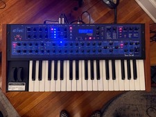 Dave Smith Instruments Mono