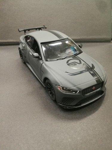 Jaguar project 8 gris - jaguar, sv