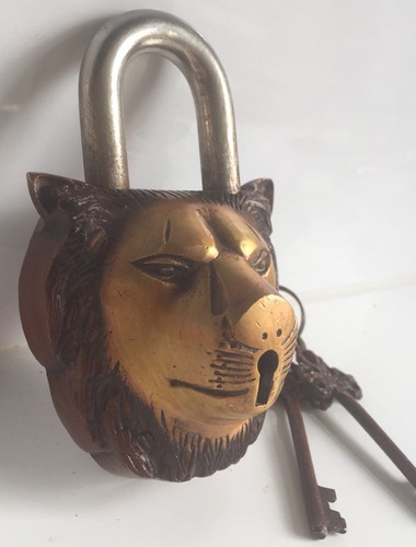 Lion head lock - head, large
