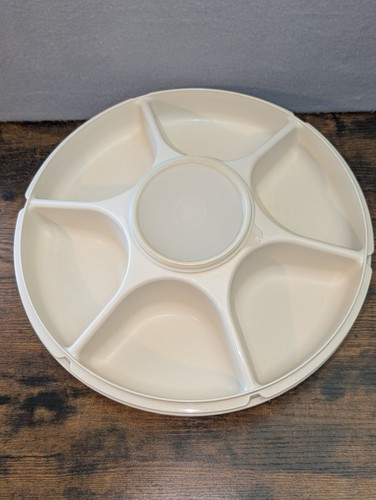 Tupperware serving center - serving,