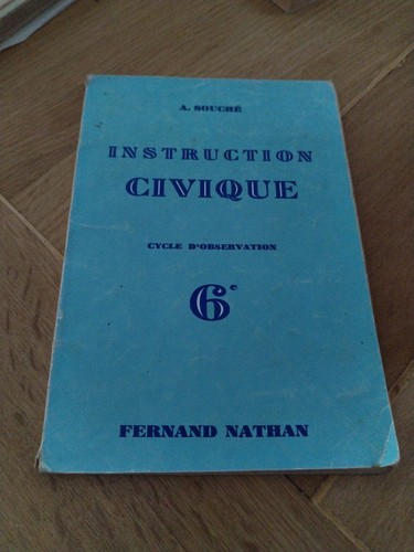 Livre instruction civique - livre,