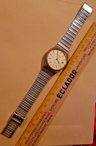 Ancien montre quartz - ancien,