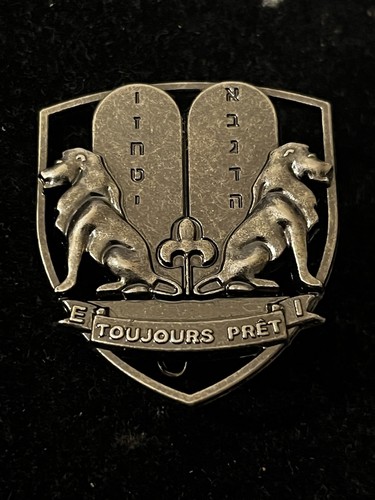 Pin insigne scoutisme - pin’s,