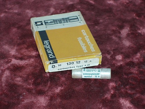 Boite fusible cartouche - 10,