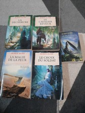 livres "le soldat chamane" de Robin Hobb
