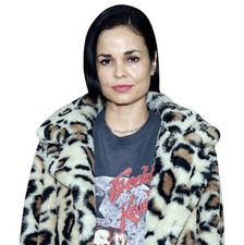 Lina Esco (Coat) Découpage du