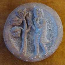 Médaillon en plâtre de style