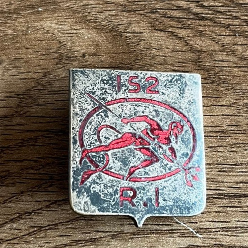 Insigne militaire n470 - militaire, 152ème