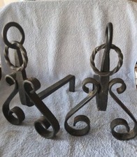 Paire de Chenets fer forgé Avec Boucle De Levage Provient D’une Ferme 