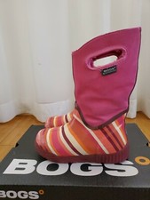Bogs Kprairie Stripes Size 1 Pink Multi Waterproof 