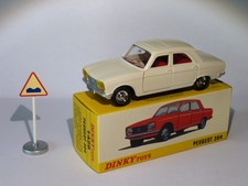 1428 - Peugeot 304 berline +