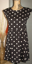 Robe noire à pois beige marque New Look taille US 8 française 40