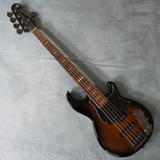 Base électrique Yamaha BB735A