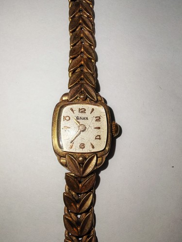Ancienne petite montre pour - ancienne,