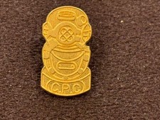 b PINS PIN DIVERS SCAPHANDRIER SCUBA PLONGEE