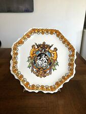 ASSIETTE DÉCORATIVE  EN FAÏENCE DE GIEN , RENAISSANCE  AVEC MÉDAILLON