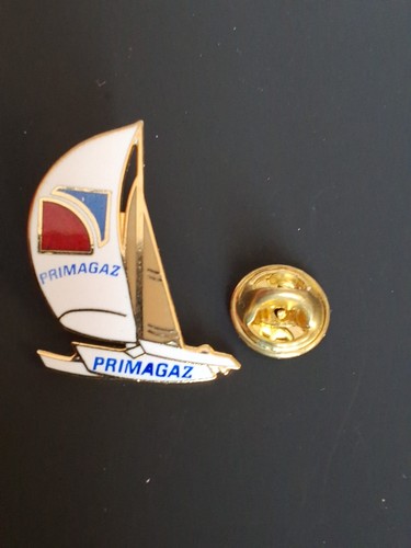Pin bateau voilier primagaz - pin's,