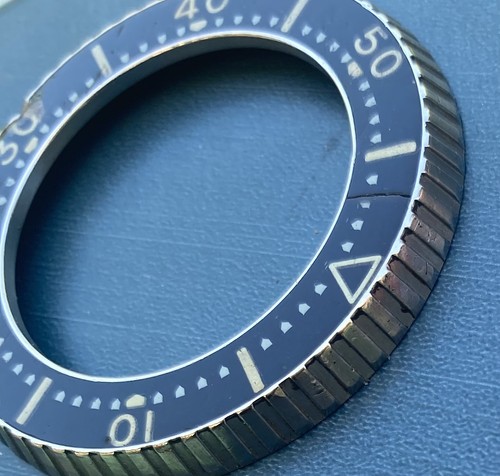 Bezel insert omega seamaster - omega,