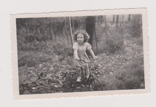 Photo argentique jeune - , fille