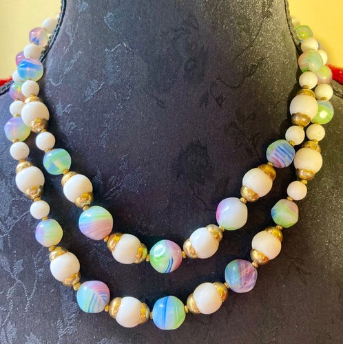 Collier ras cou - -,