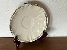 Assiette sous tasse soucoupe