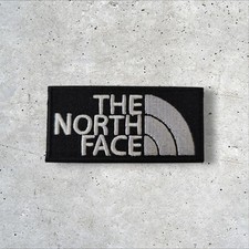 Écusson The North Face Thermocollant Comme Neuf  7cm X 3,5cm