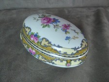BELLE BONBONNIERE. PORCELAINE