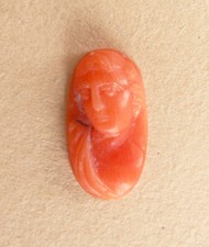 Petit camée CORAIL femme Bijou ancien 18e siècle pour bague cameo coral