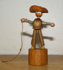 Ancien Push Puppet Wakouwa