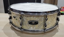 Caisse Claire John Grey & Sons