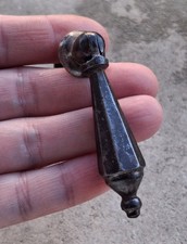 ANCIENNE POIGNÉE PENDELOQUES
