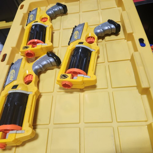 Yellow nerf strike maverick - n-strike,