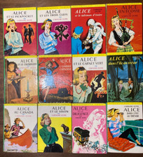 Lot 24 bibliothèque verte