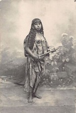 ETHNIC NUDE - Tunisia - Musician - Shot taken in the photographer's studio - Pub