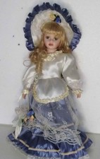 poupées anciennes de collection, têtes, mains, pieds en porcelaine  49 cm 