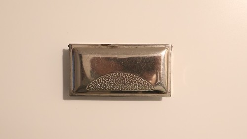 Ancienne boîte timbres - ancienne, en