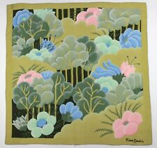 Magnifique foulard  vintage  " Pierre Cardin "