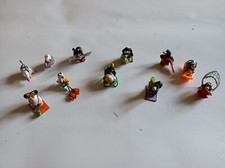 kinder série complète  taupes espions a la plage 11 figurines 5 bpz