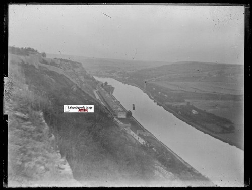 Givet caserne rougé meuse - caserne, rougé,