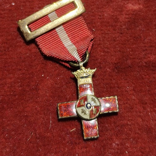 Médaille mini croix - médaille, croix-rouge