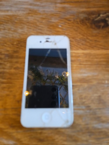 Iphone avec boîte - 4, hs
