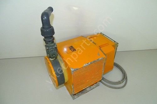 031 prominent - p,