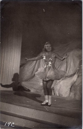 1949 showgirl performer - 1949,