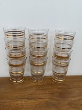 Service de 12 verres ,en verre moulé doré Vintage , H8,5