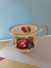 Tasse Anglaise Queen's Antique